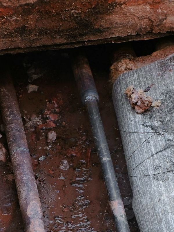 A slab leak inside of a residential home.